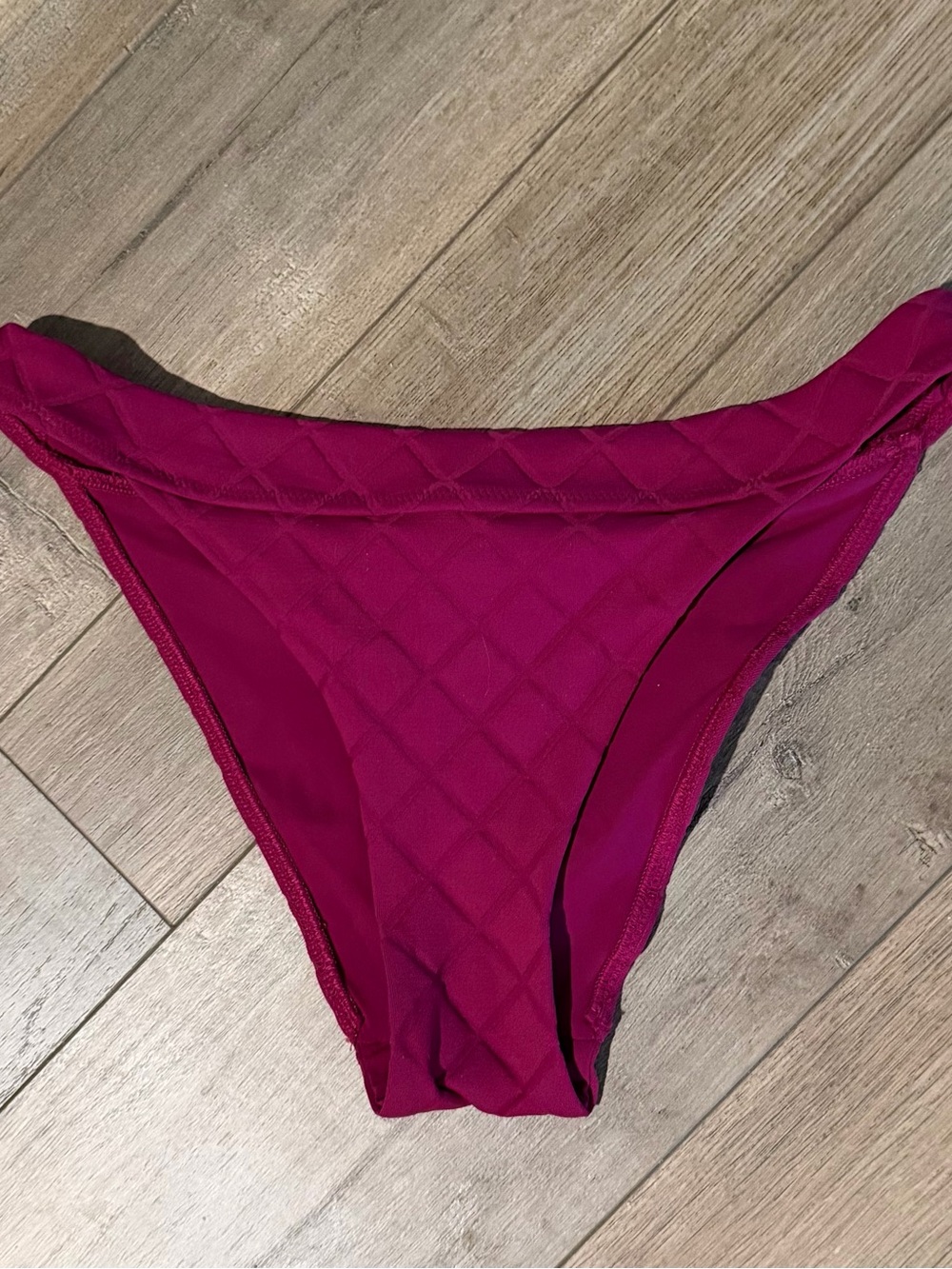 Lululemon bikini bottom size 6